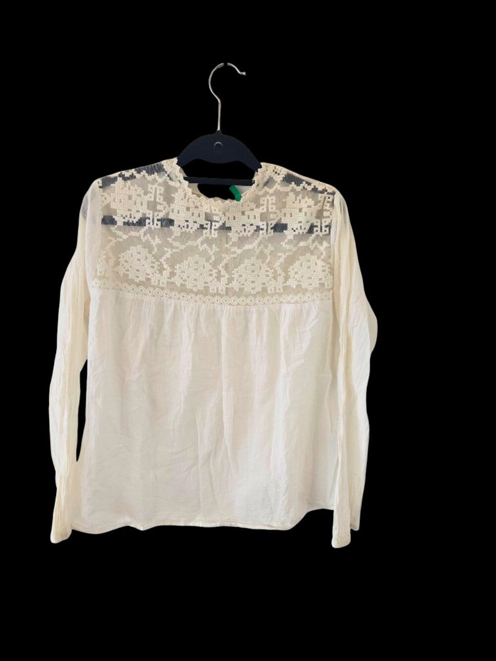 United Colors of Benetton Lace Detail Top – Size Large